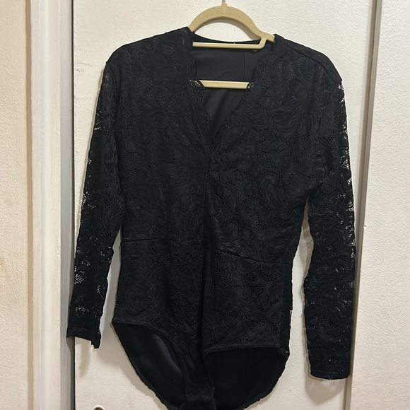 Boohoo Lace Bodysuit - Picture 3 of 7